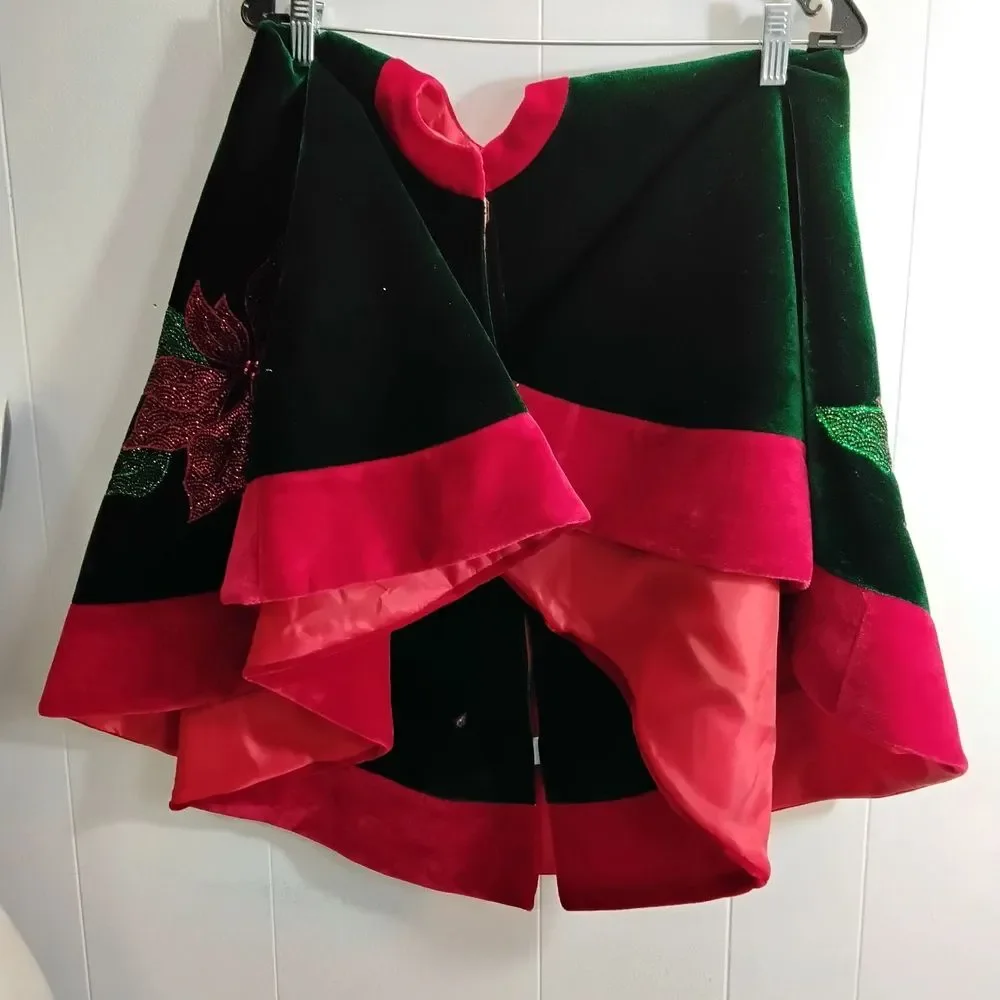 Festive Green and Red Velvet Holiday Tree  Skirt with Floral Design